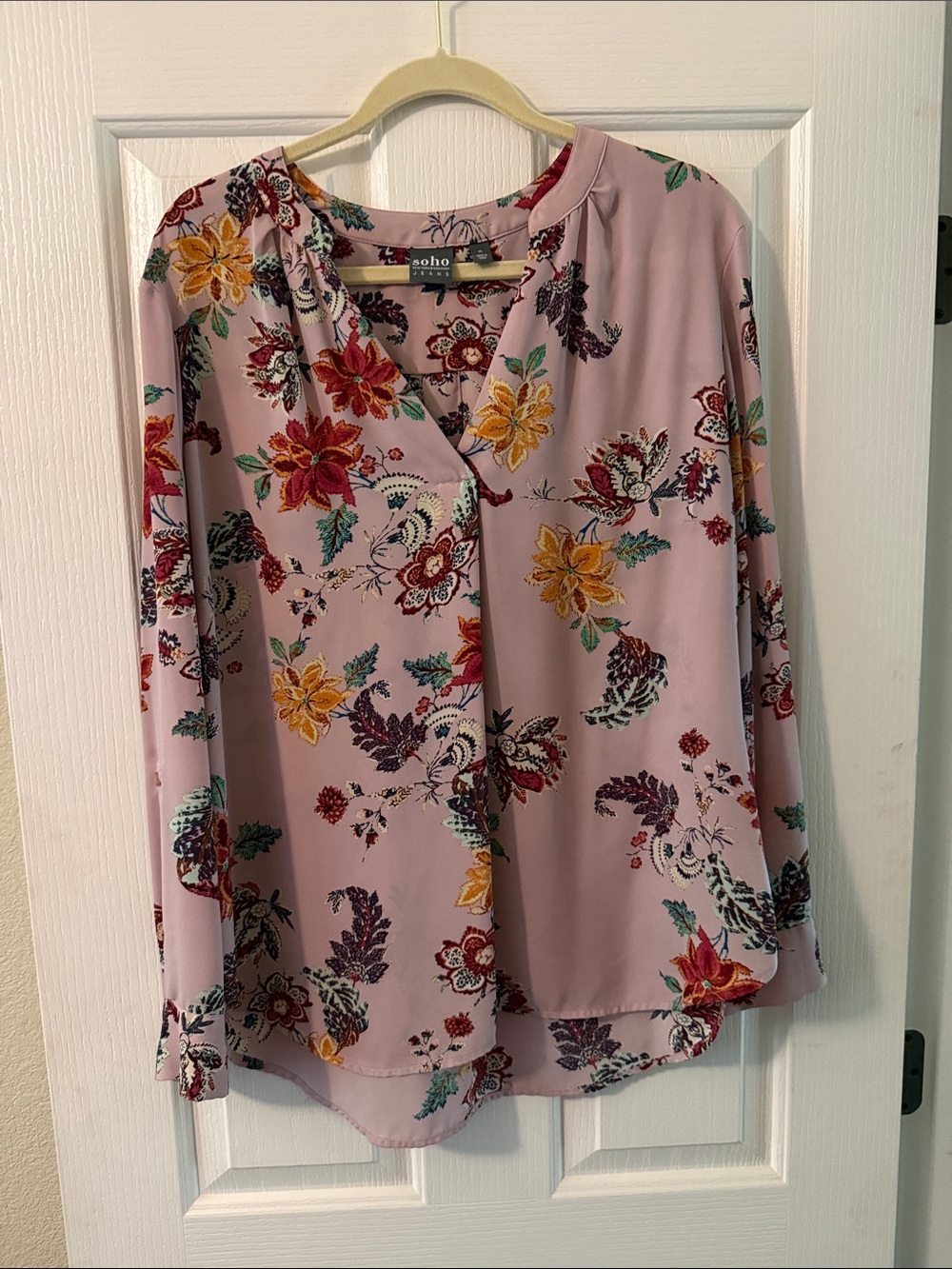 SOHO Floral V-Neck Long-Sleeve Blouse - Dusty Pink